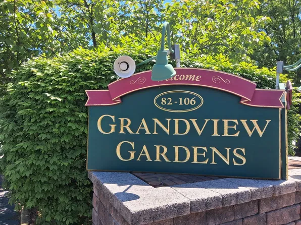 Grandview Gardens Apartments