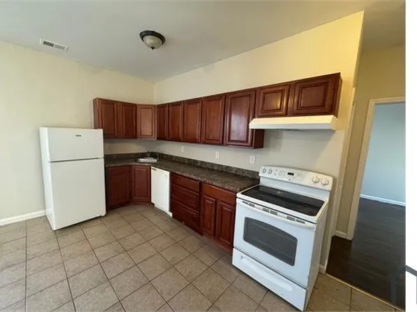 79-83 Tillinghast St #3B, Newark, NJ 07108