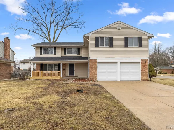 6514 Carriage Hills Dr, Canton, MI 48187