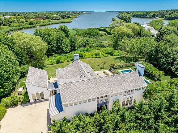 3rd image of 53 Bay Ave