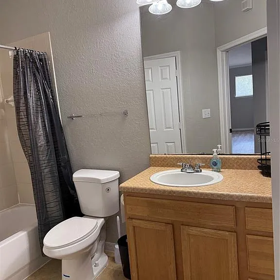 10101 Courtney Palms Blvd #301 — Photo 20