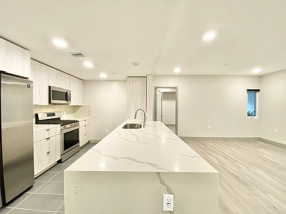 2nd image of 1532 Brockton Ave #202A