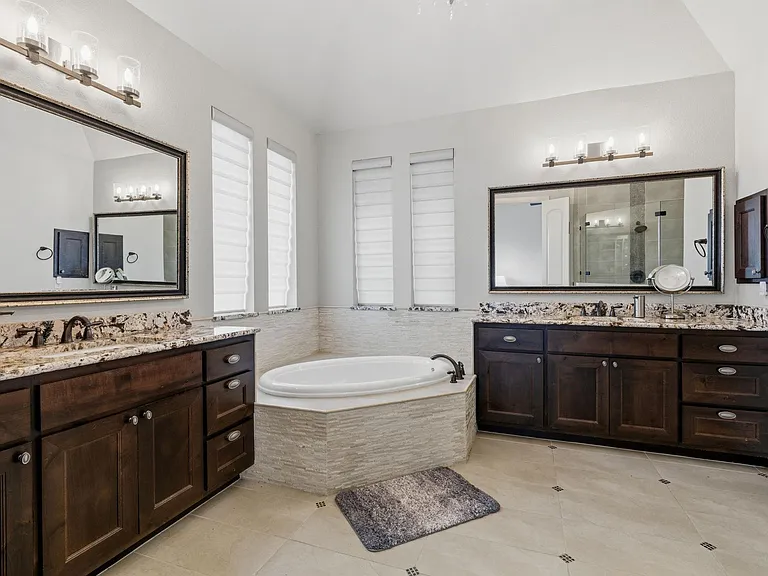 6717 Davenport Divide Rd — Photo 23
