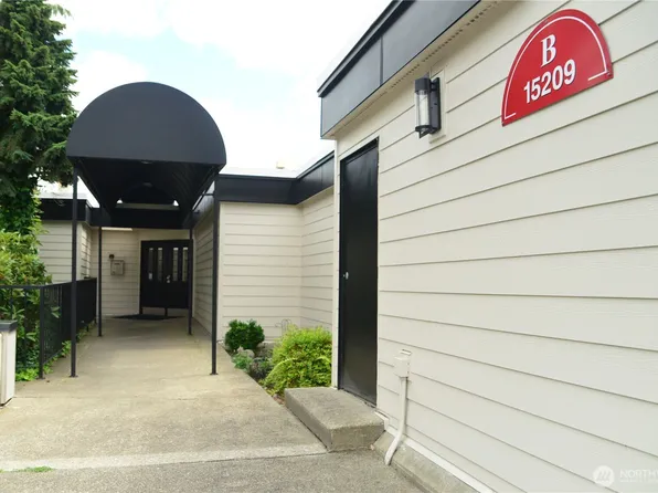 15209 Sunwood Boulevard #B36, Tukwila, WA 98188