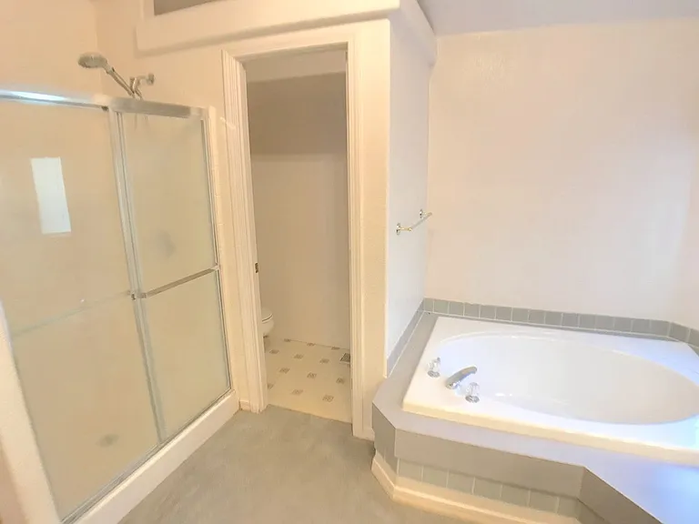 288 Aspen Grv — Photo 24