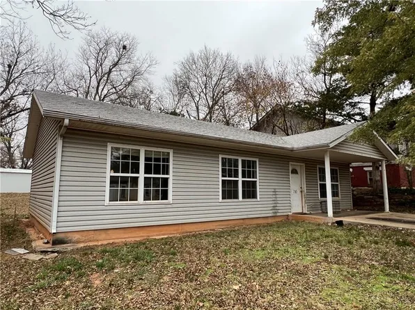 710 Johnson St, Meeker, OK 74855