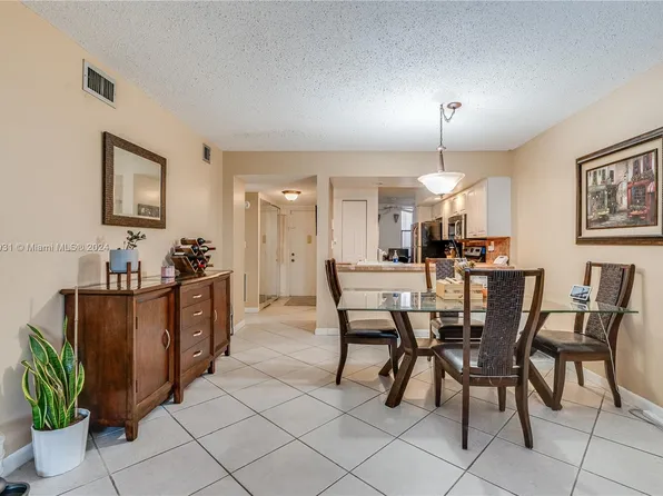 6800 Cypress Rd APT 412, Fort Lauderdale, FL 33317