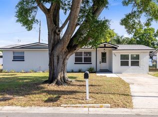 904 Hawaii Dr, Ocoee, FL 34761