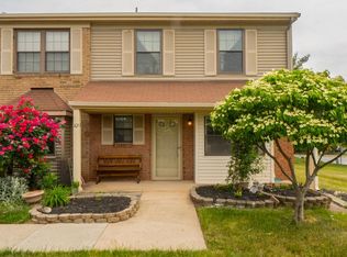 105 Saint Anns Ct, Somerset, NJ 08873