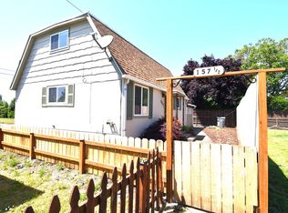 157 1/2 E Rose St, Lebanon, OR 97355