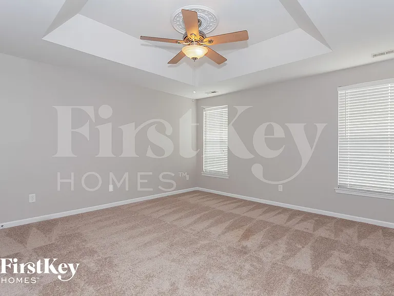 15507 Troubadour Ln — Photo 8