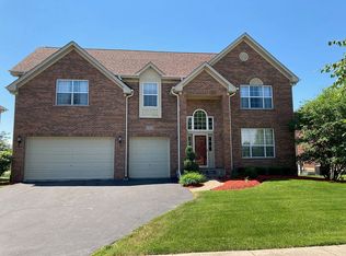 1416 Danhof Dr, Bolingbrook, IL 60490