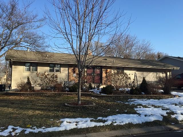 1st image of 8924 47 1/2 Ave N
