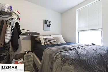 Sold by Lizmar Asset Management LLC