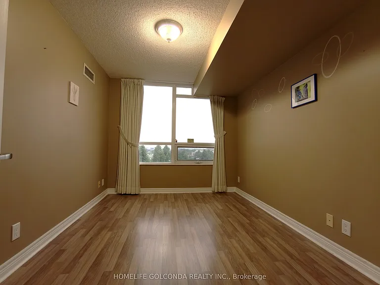 33 Cox Blvd #720 — Photo 13