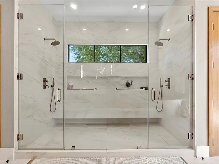 5050 Arundel Dr — Photo 39