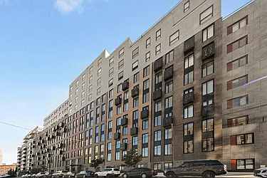 Hunters Landing LIC at 11-39 49th Avenue in Hunters Point