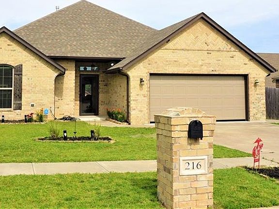 2nd image of 216 Evie Pl