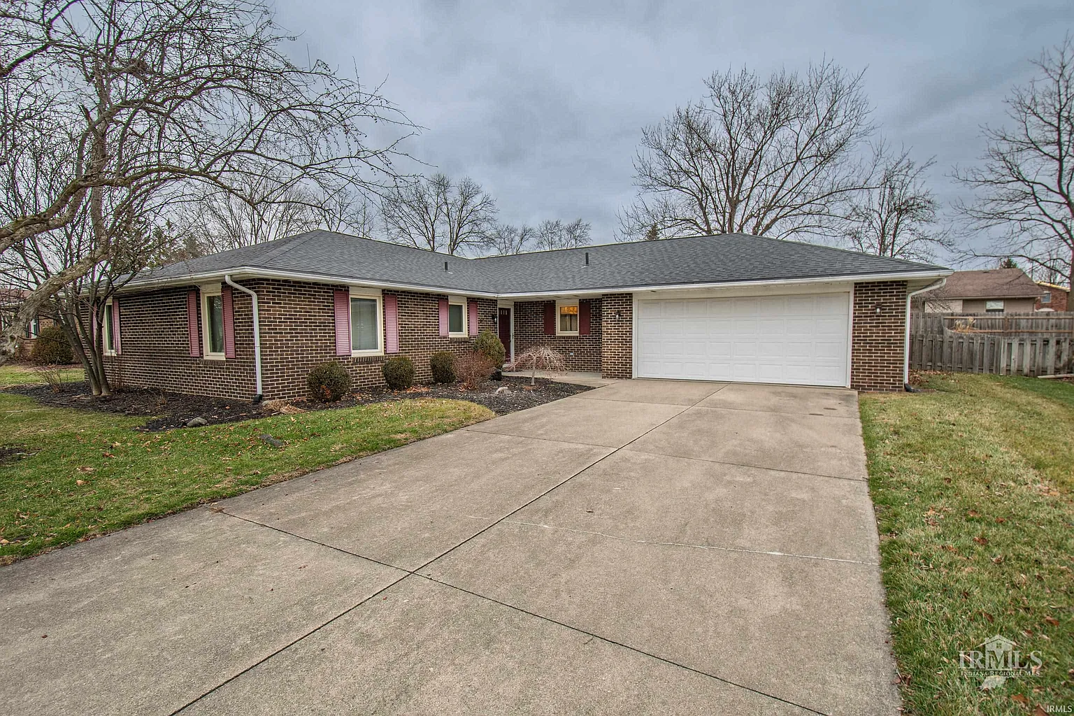 4300 W Coventry Dr photo 1