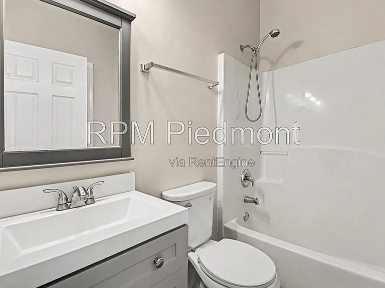 751 Prince Pl NW — Photo 14