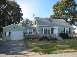 336 England St, Cumberland, RI 02864