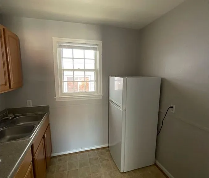 1710 Kingston Ave #5 — Photo 9