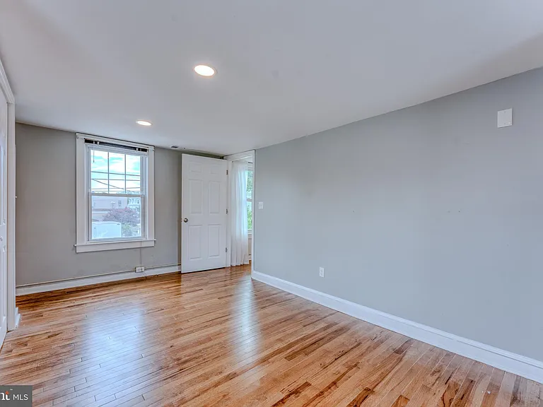 365 Prince St — Photo 23