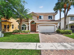 9157 Citrus Isle Ln, Lake Worth, FL 33467