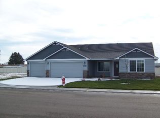 1488 Poplar Ave, Fruitland, ID 83661
