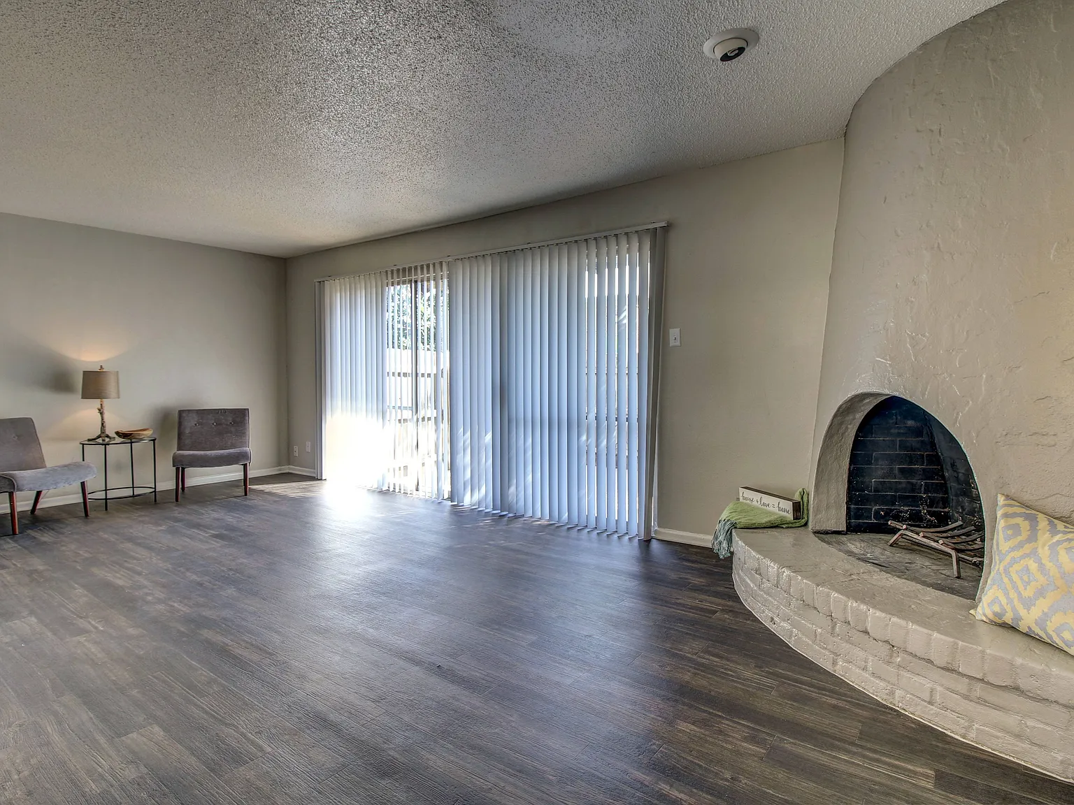 Oak Terrace — Photo 3