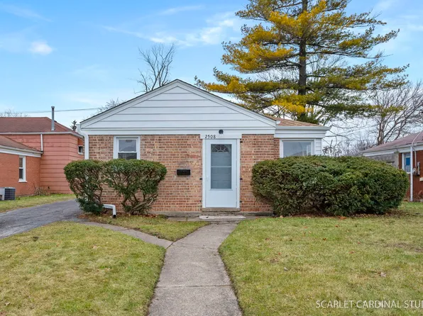 2508 S 18th Ave, Broadview, IL 60155