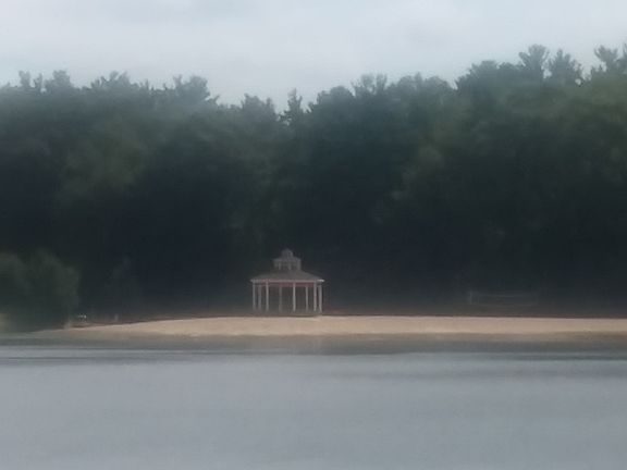 3rd image of 420 Deerfield Ln