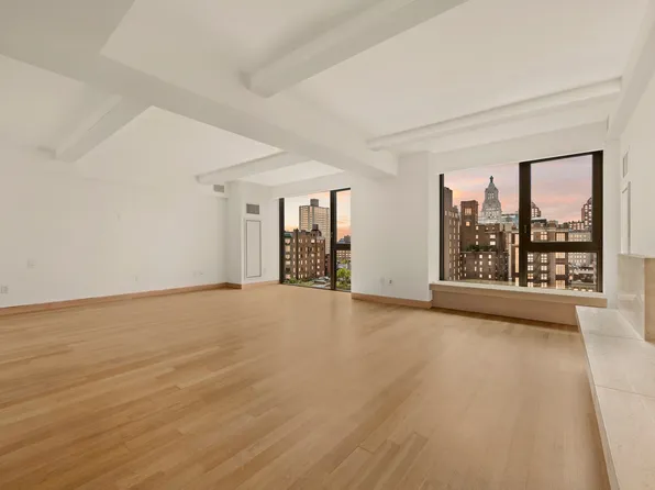 50 Gramercy Park North image 16 of 25