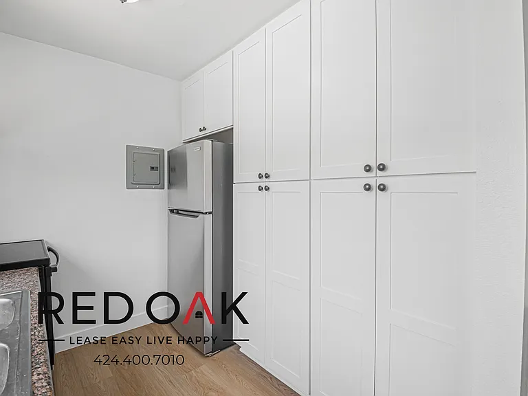 11051 Barnwall St #4 — Photo 10