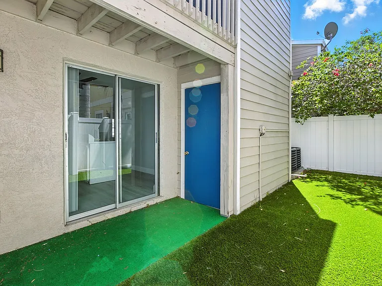 408 S Tampania Ave — Photo 21