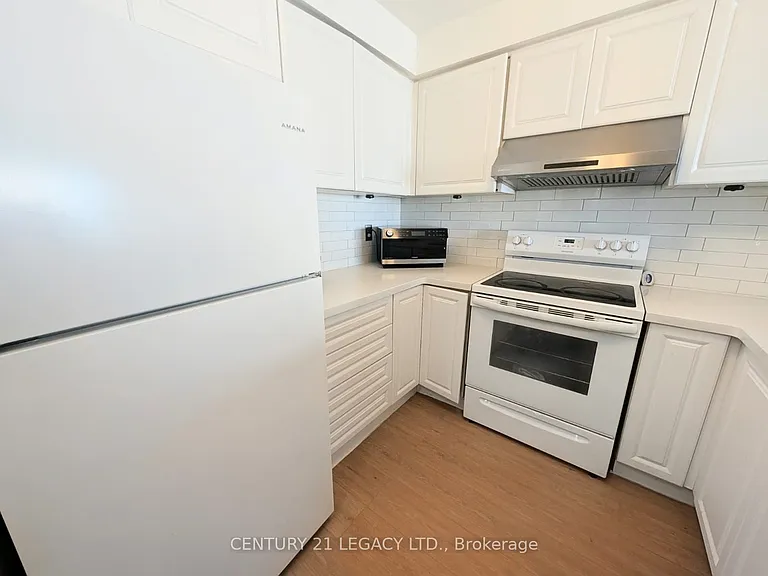 2269 Lake Shore Blvd W #1207 — Photo 8