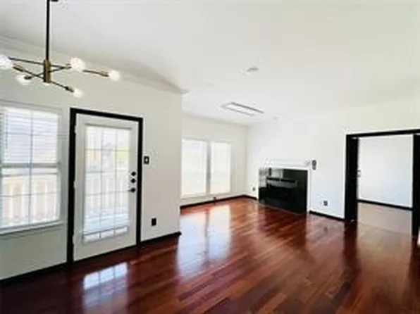 1700 Amelia Ct APT 126, Plano, TX 75075