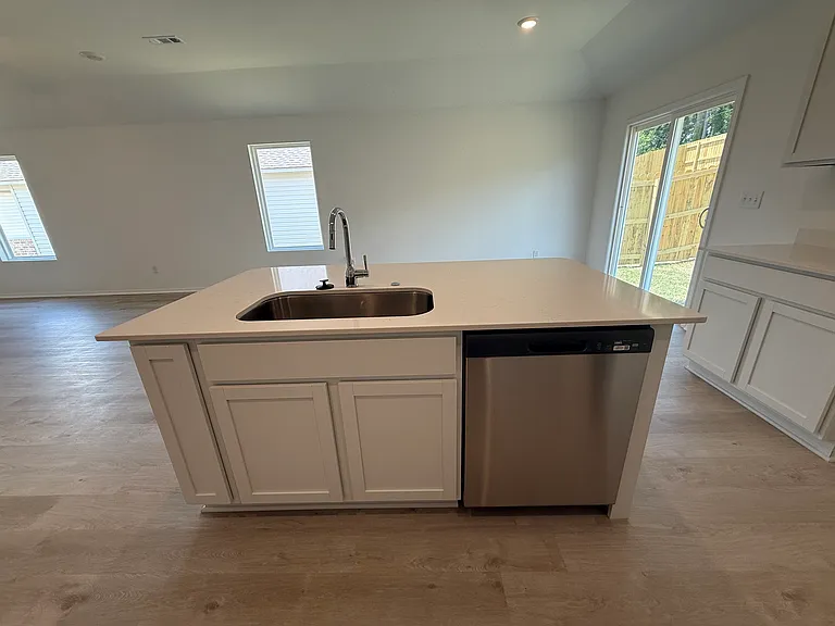 1040 Raven Walk Dr — Photo 4