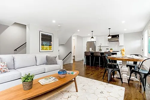 10 Brook St #1 Photo 1
