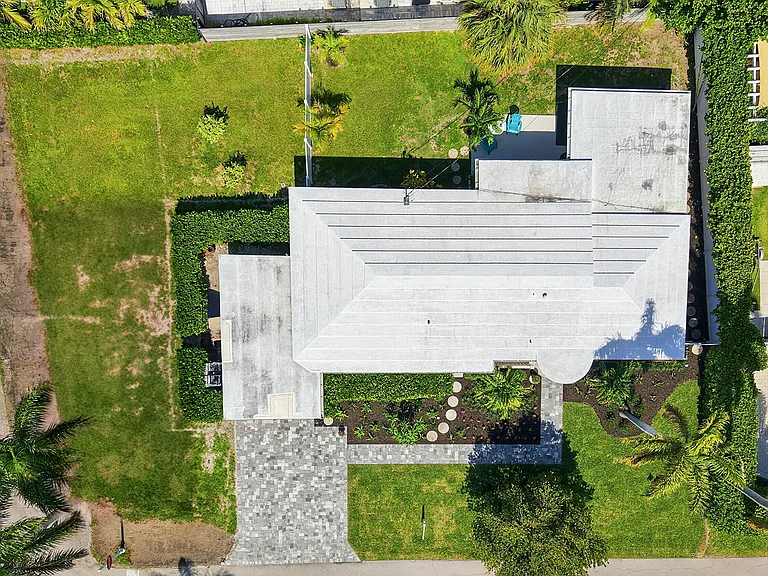 4454 W Tradewinds Ave — Photo 33