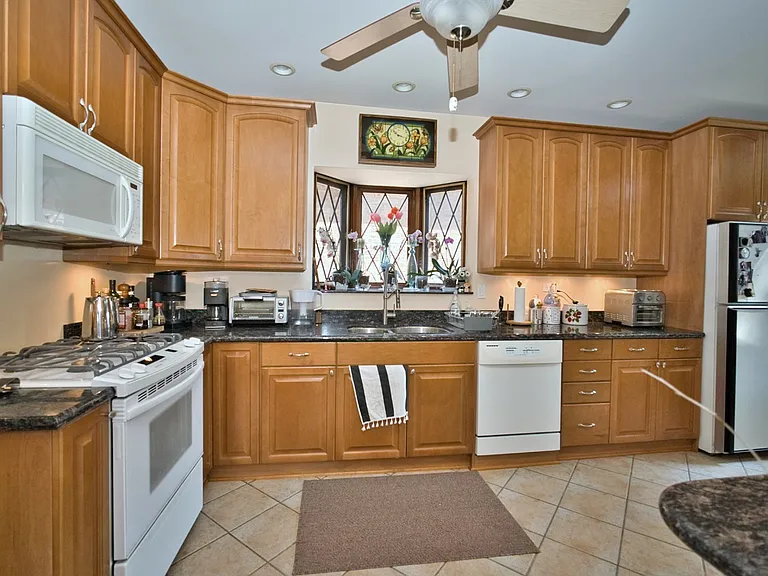 5974 W Miami Ave — Photo 21