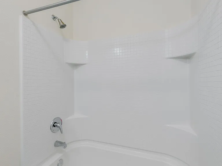 Luxe Ripon Apartments — Photo 24