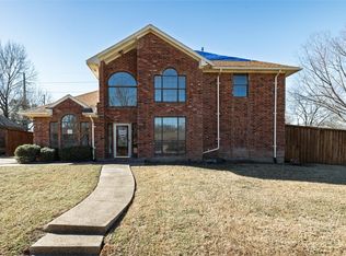 3909 Larkin Ln, Garland, TX 75043