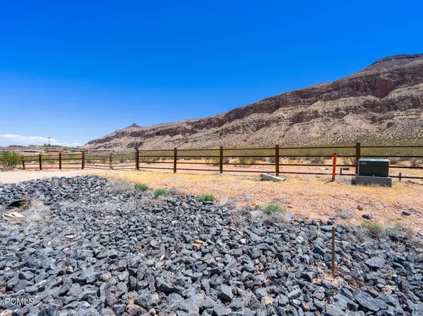 3705 S 1100th St, Hurricane, UT 84737