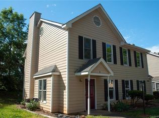 3138 Driftwood Dr, Charlotte, NC 28205