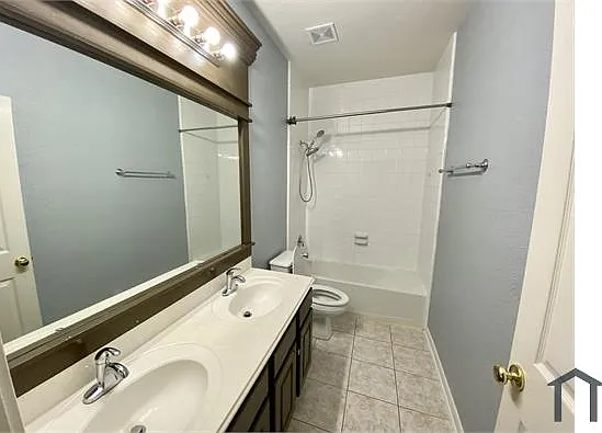11719 Goldstream Ct — Photo 12