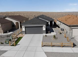 2807 Cambridge Ave, Rio Rancho, NM 87144