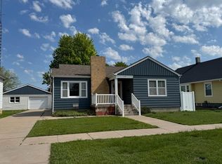 108 E 2nd St, Ellinwood, KS 67526