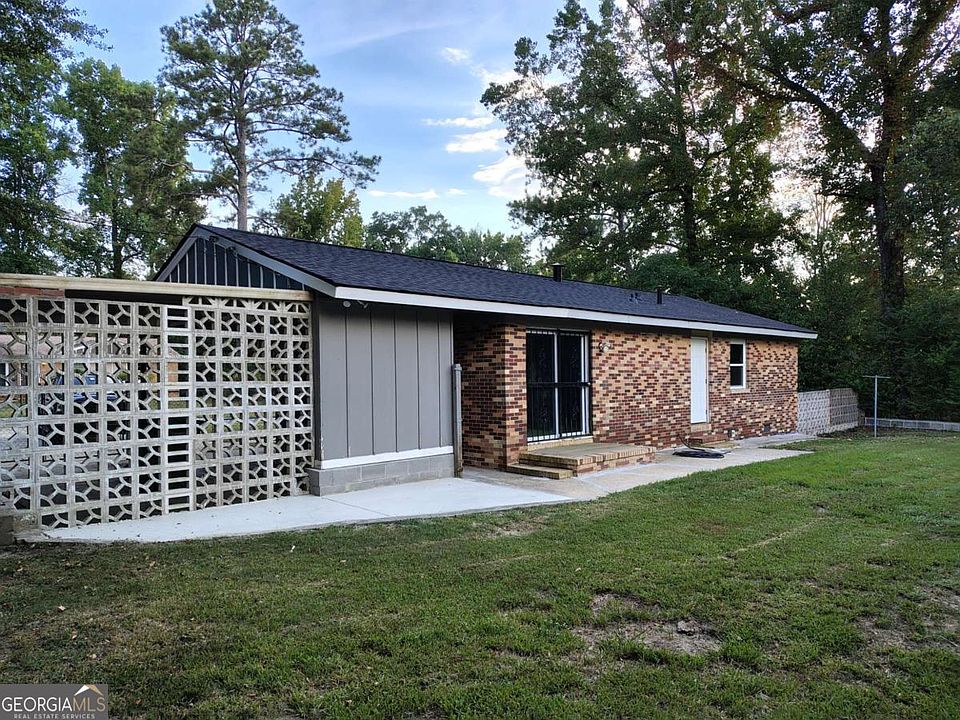 2nd image of 5021 Shirley Ann Dr