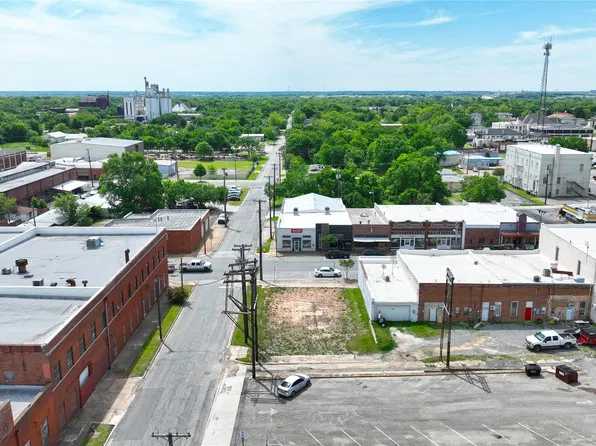 225 E Houston St, Sherman, TX 75090